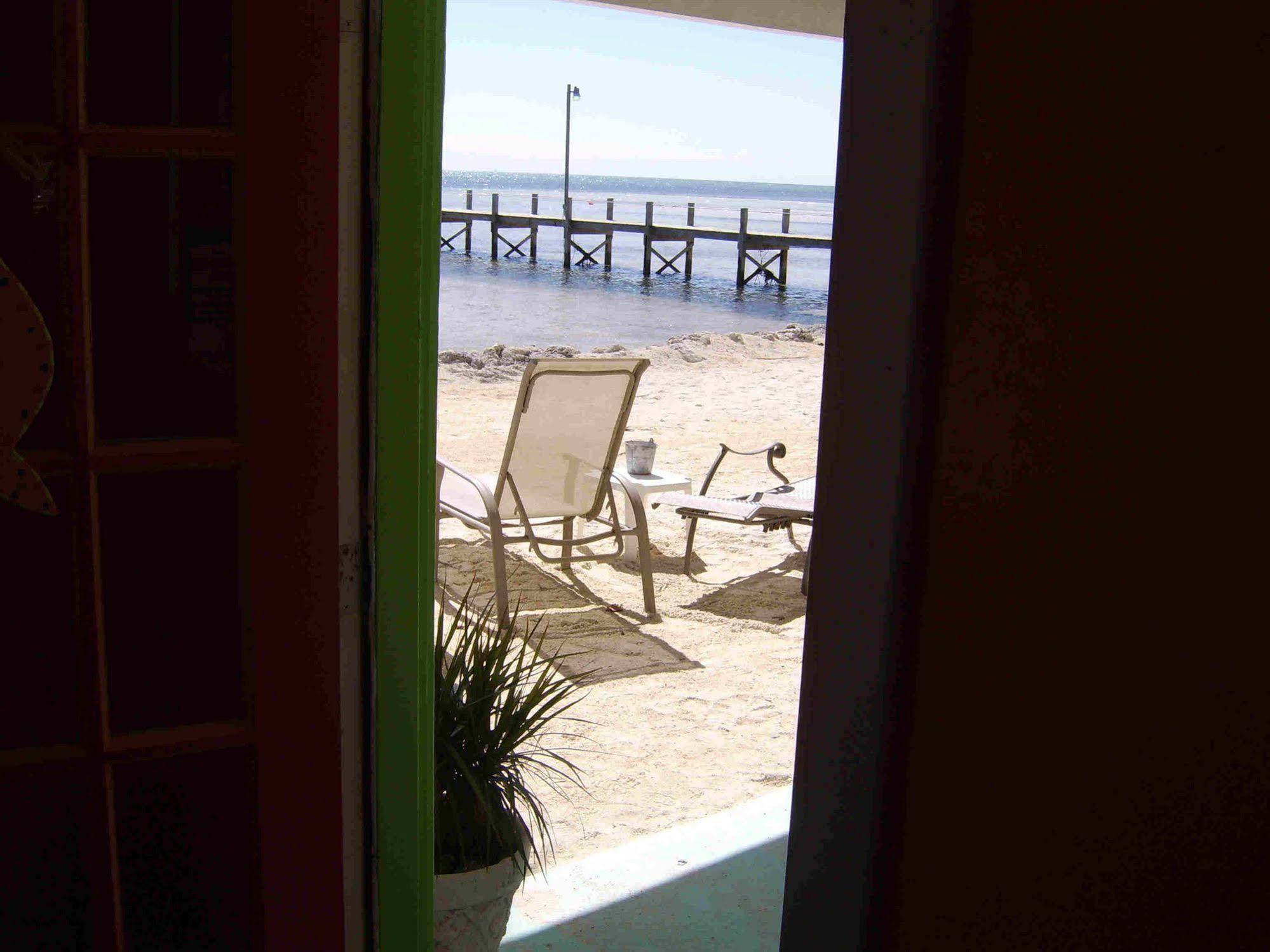 White Sands Inn Marathon Kültér fotó